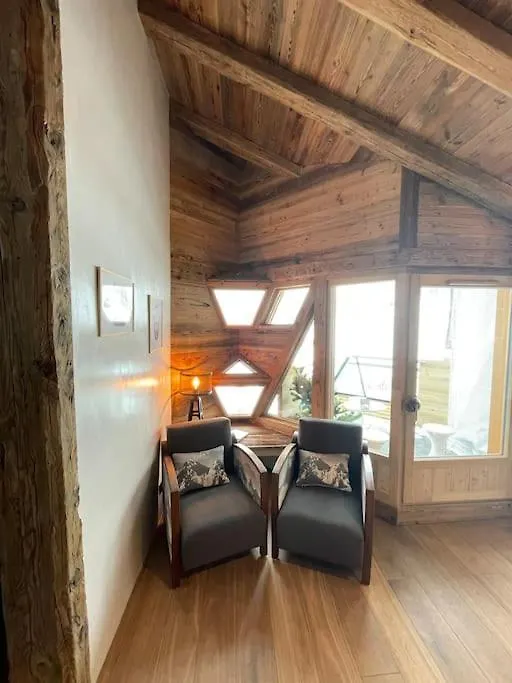Top Floor Appartment, Ski In Ski Out, Superb View La Daille France